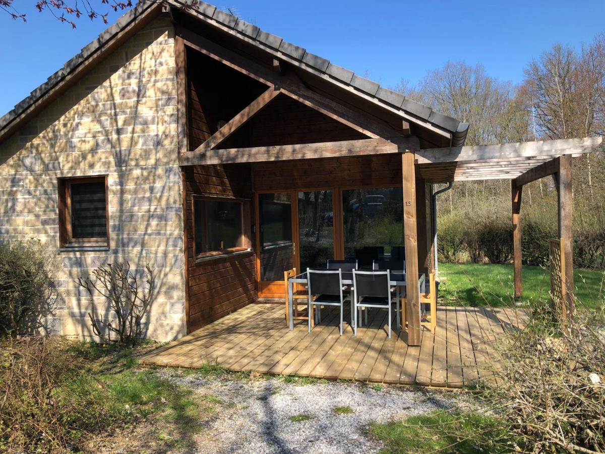 Cottage 4 Personnes Dans Domaine Prive Signy-le-Petit Luaran gambar