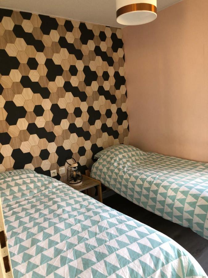 Cottage 4 Personnes Dans Domaine Prive Signy-le-Petit Luaran gambar
